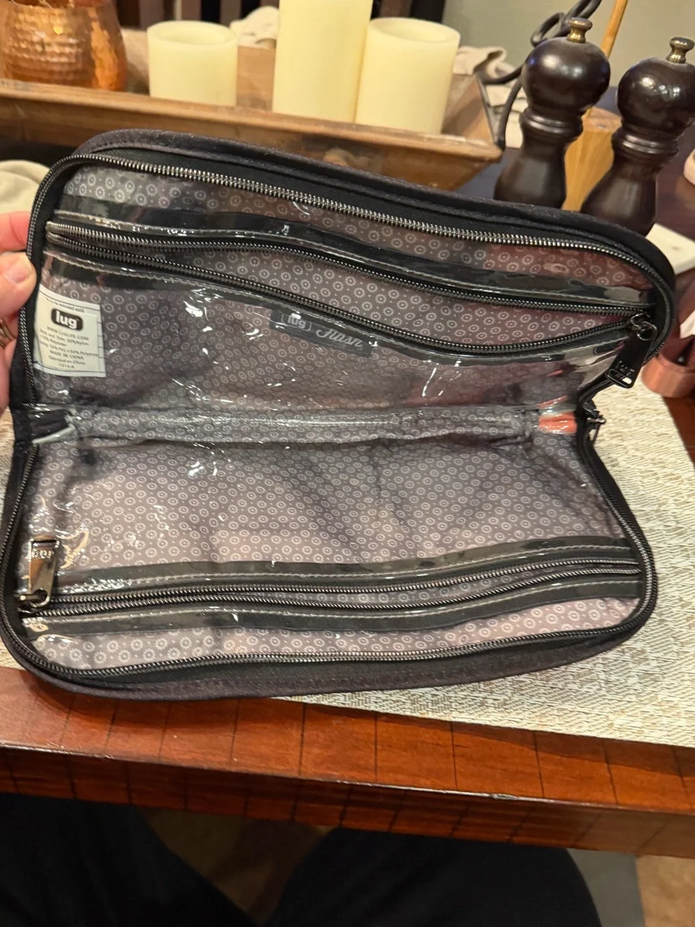 Lug flash travel cosmetic case tropical palms NEW